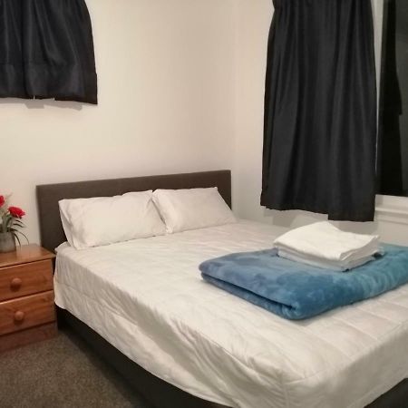 Homestay Double Room, Near The City Center Christchurch Ngoại thất bức ảnh