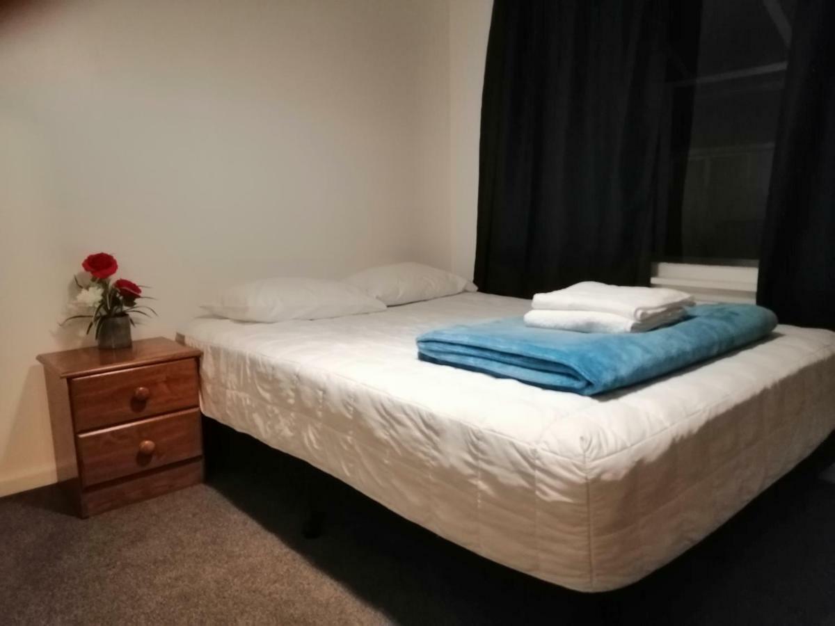 Homestay Double Room, Near The City Center Christchurch Ngoại thất bức ảnh