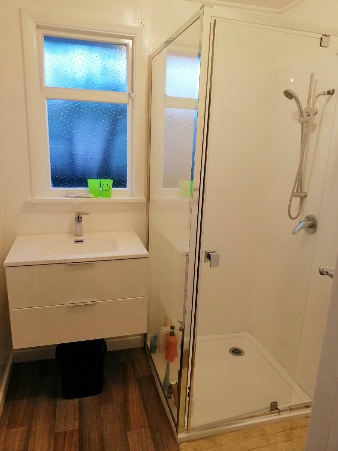 Homestay Double Room, Near The City Center Christchurch Ngoại thất bức ảnh